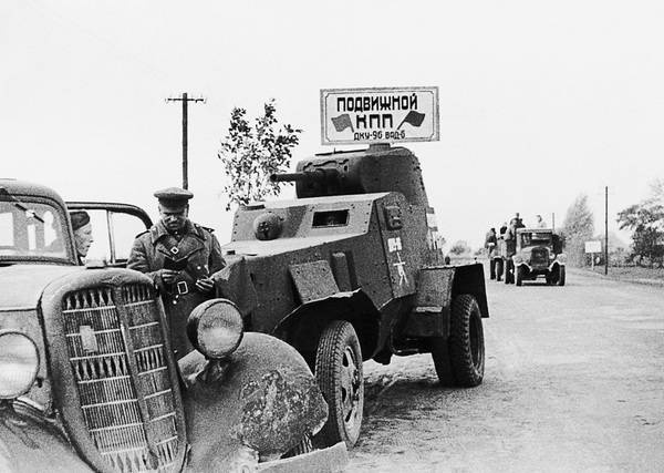 Иллюстрация к книге — Бронемашины Сталина, 1925-1945 [i_078.jpg]