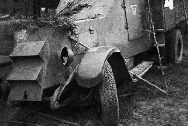 Иллюстрация к книге — Бронемашины Сталина, 1925-1945 [i_227.jpg]