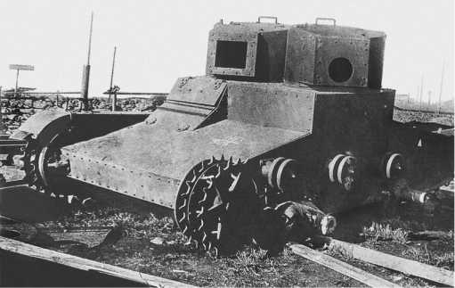 Иллюстрация к книге — Т-26. Тяжёлая судьба лёгкого танка [i_007.jpg]