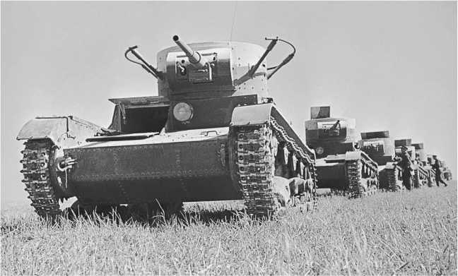 Иллюстрация к книге — Т-26. Тяжёлая судьба лёгкого танка [i_038.jpg]