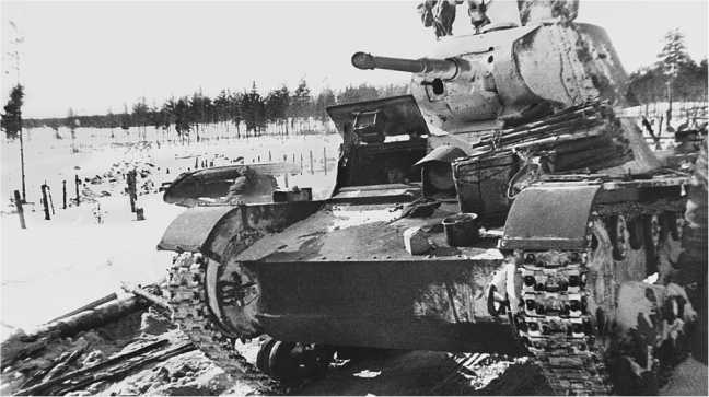 Иллюстрация к книге — Т-26. Тяжёлая судьба лёгкого танка [i_166.jpg]
