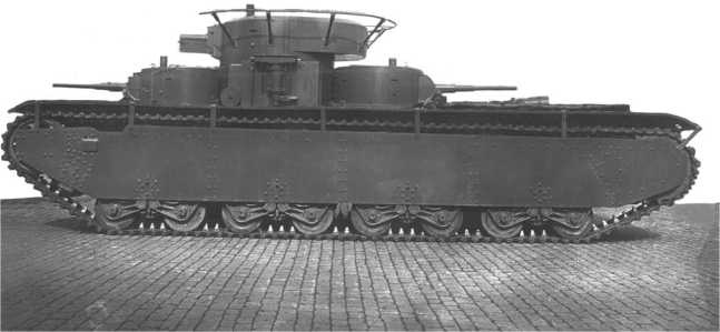 Иллюстрация к книге — Советский тяжелый танк Т-35. "Сталинский монстр" [i_021.jpg]