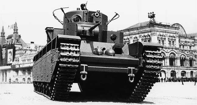 Иллюстрация к книге — Советский тяжелый танк Т-35. "Сталинский монстр" [i_026.jpg]