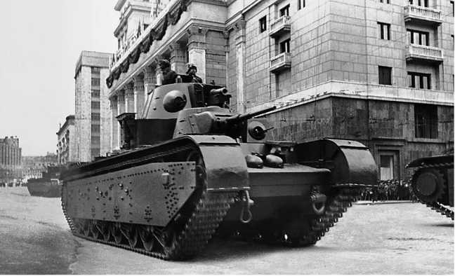 Иллюстрация к книге — Советский тяжелый танк Т-35. "Сталинский монстр" [i_052.jpg]