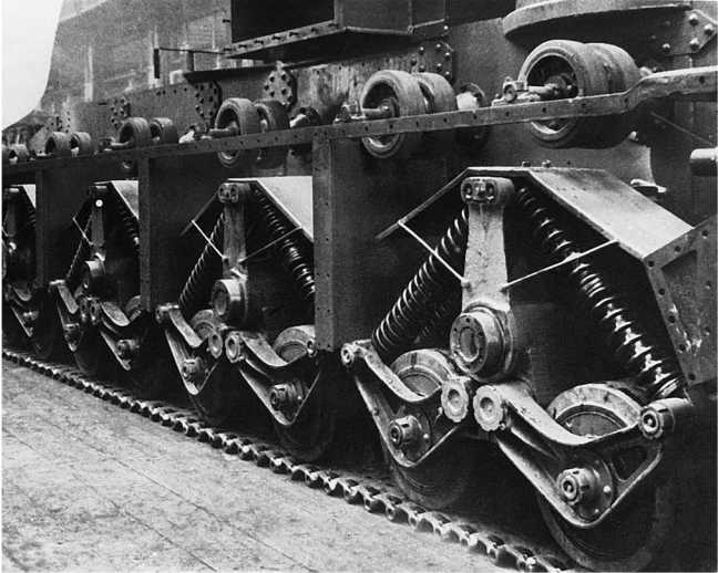 Иллюстрация к книге — Советский тяжелый танк Т-35. "Сталинский монстр" [i_083.jpg]