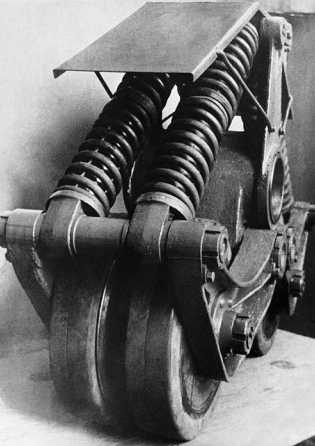 Иллюстрация к книге — Советский тяжелый танк Т-35. "Сталинский монстр" [i_087.jpg]