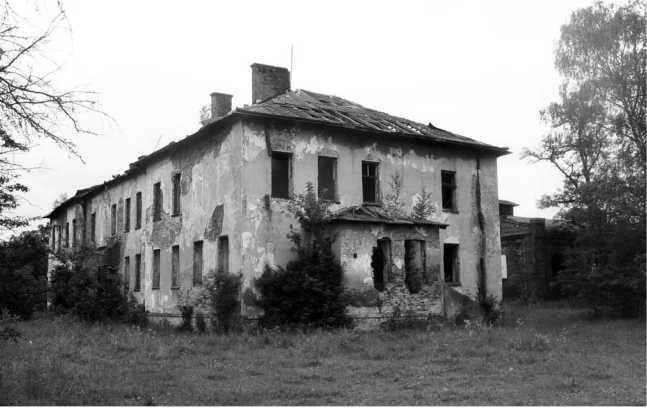 Иллюстрация к книге — Советский тяжелый танк Т-35. "Сталинский монстр" [i_117.jpg]