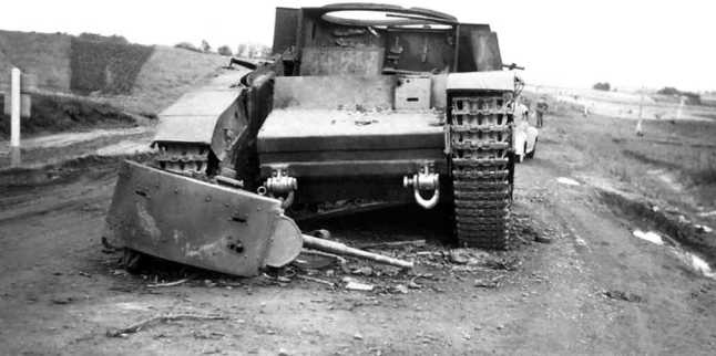 Иллюстрация к книге — Советский тяжелый танк Т-35. "Сталинский монстр" [i_149.jpg]