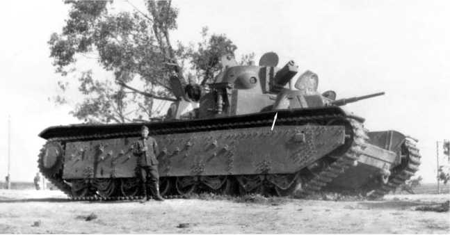 Иллюстрация к книге — Советский тяжелый танк Т-35. "Сталинский монстр" [i_156.jpg]