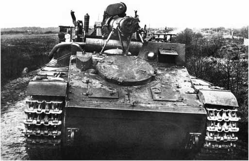 Иллюстрация к книге — Советский тяжелый танк Т-35. "Сталинский монстр" [i_186.jpg]