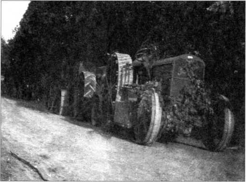 Иллюстрация к книге — Артиллерийский тягач "Коминтерн". На службе у бога войны [i_008.jpg]