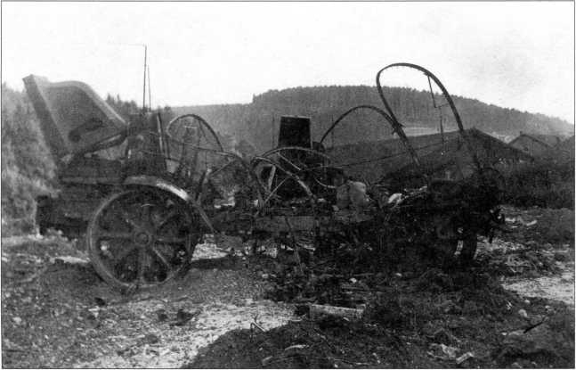 Иллюстрация к книге — Артиллерийский тягач "Коминтерн". На службе у бога войны [i_011.jpg]