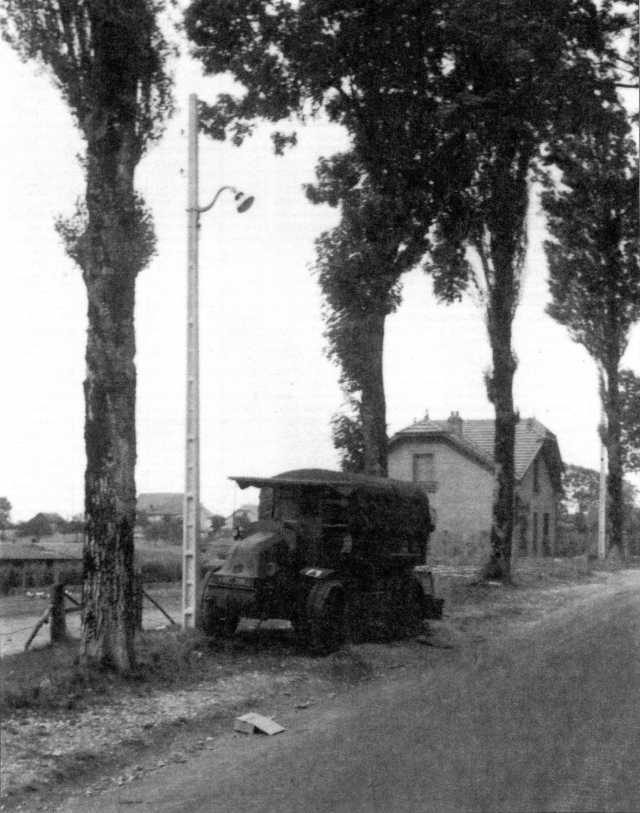 Иллюстрация к книге — Артиллерийский тягач "Коминтерн". На службе у бога войны [i_012.jpg]