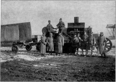 Иллюстрация к книге — Артиллерийский тягач "Коминтерн". На службе у бога войны [i_015.jpg]