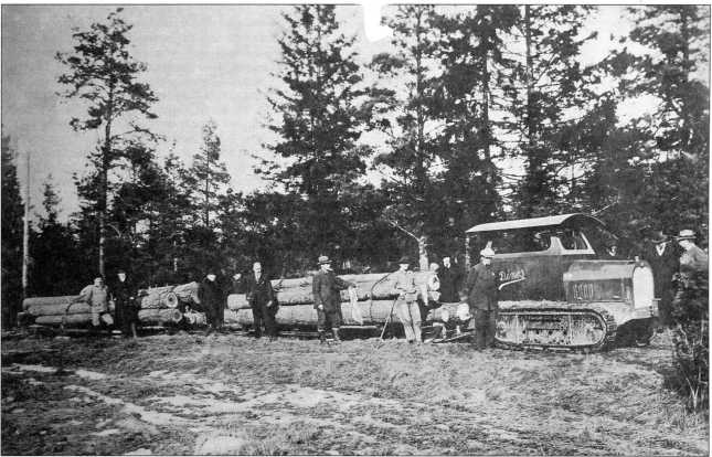 Иллюстрация к книге — Артиллерийский тягач "Коминтерн". На службе у бога войны [i_024.jpg]