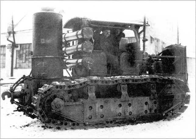 Иллюстрация к книге — Артиллерийский тягач "Коминтерн". На службе у бога войны [i_080.jpg]