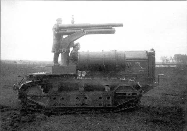 Иллюстрация к книге — Артиллерийский тягач "Коминтерн". На службе у бога войны [i_082.jpg]