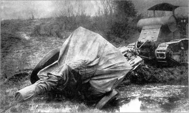 Иллюстрация к книге — Артиллерийский тягач "Коминтерн". На службе у бога войны [i_084.jpg]