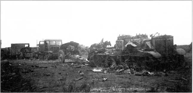 Иллюстрация к книге — Артиллерийский тягач "Коминтерн". На службе у бога войны [i_151.jpg]