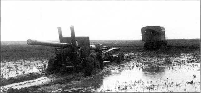 Иллюстрация к книге — Артиллерийский тягач "Коминтерн". На службе у бога войны [i_160.jpg]