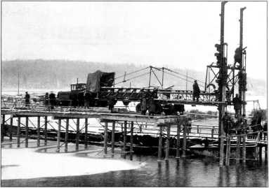 Иллюстрация к книге — Артиллерийский тягач "Коминтерн". На службе у бога войны [i_187.jpg]