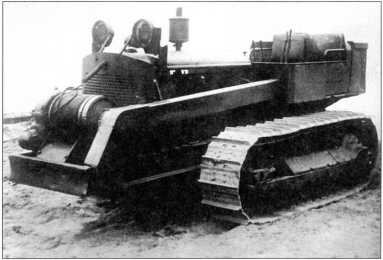 Иллюстрация к книге — Артиллерийский тягач "Коминтерн". На службе у бога войны [i_196.jpg]