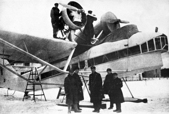 Иллюстрация к книге — Великий Бартини. «Воланд» советской авиации [i_025.jpg]