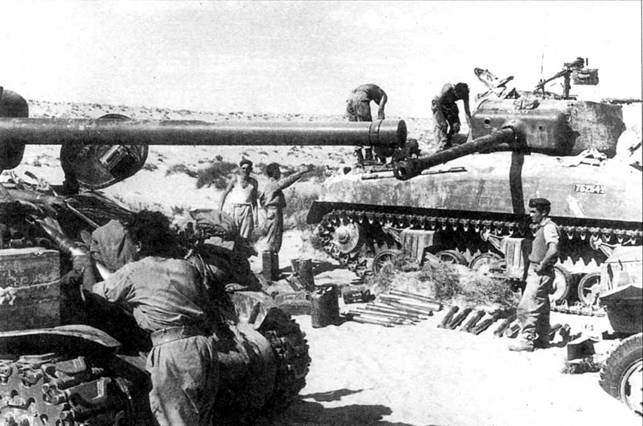 Иллюстрация к книге — Танк «Шерман» [pic_50.jpg]