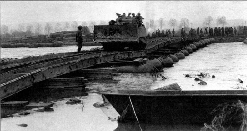 Иллюстрация к книге — Танк «Шерман» [pic_53.jpg]