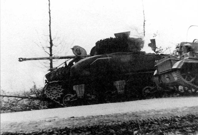 Иллюстрация к книге — Танк «Шерман» [pic_66.jpg]