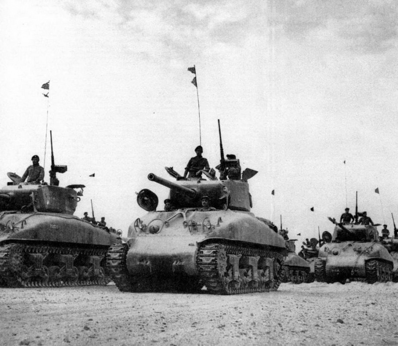 Иллюстрация к книге — Танк «Шерман» [pic_7.jpg]