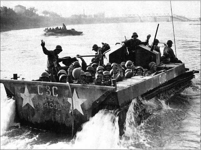 Иллюстрация к книге — Десантные амфибии Второй Мировой [i_096.jpg]