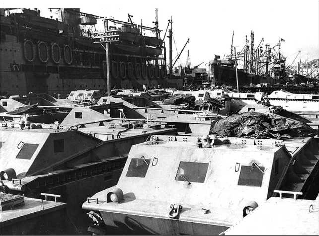 Иллюстрация к книге — Десантные амфибии Второй Мировой [i_129.jpg]