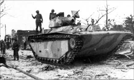 Иллюстрация к книге — Десантные амфибии Второй Мировой [i_164.jpg]