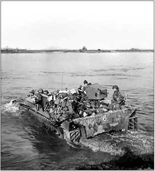 Иллюстрация к книге — Десантные амфибии Второй Мировой [i_208.jpg]