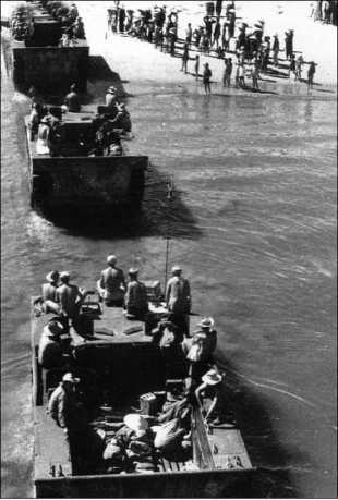 Иллюстрация к книге — Десантные амфибии Второй Мировой [i_223.jpg]