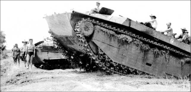 Иллюстрация к книге — Десантные амфибии Второй Мировой [i_226.jpg]