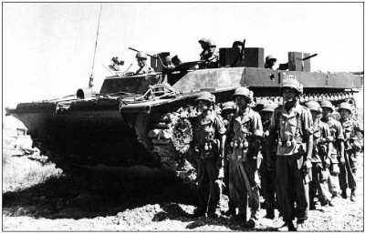 Иллюстрация к книге — Десантные амфибии Второй Мировой [i_229.jpg]