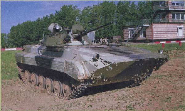 Иллюстрация к книге — Боевые машины пехоты БМП-1, БМП-2 и БМП-3: «Братская могила пехоты» или супероружие [i_033.jpg]