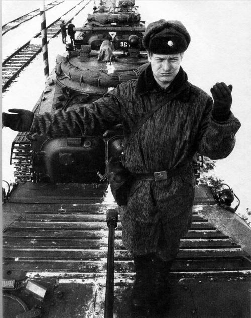 Иллюстрация к книге — Боевые машины пехоты БМП-1, БМП-2 и БМП-3: «Братская могила пехоты» или супероружие [i_049.jpg]