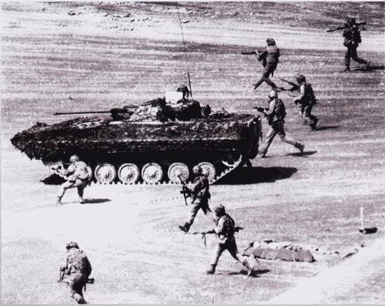 Иллюстрация к книге — Боевые машины пехоты БМП-1, БМП-2 и БМП-3: «Братская могила пехоты» или супероружие [i_050.jpg]