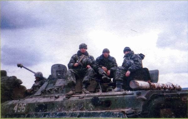 Иллюстрация к книге — Боевые машины пехоты БМП-1, БМП-2 и БМП-3: «Братская могила пехоты» или супероружие [i_054.jpg]