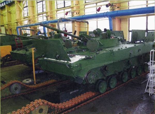 Иллюстрация к книге — Боевые машины пехоты БМП-1, БМП-2 и БМП-3: «Братская могила пехоты» или супероружие [i_066.jpg]