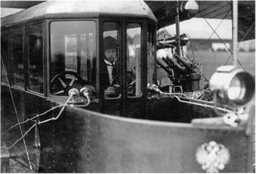 Иллюстрация к книге — Экспериментальные самолёты России. 1912-1941 гг. [i_021.jpg]