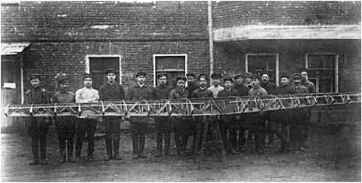 Иллюстрация к книге — Экспериментальные самолёты России. 1912-1941 гг. [i_039.jpg]