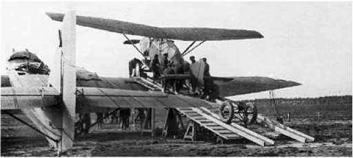 Иллюстрация к книге — Экспериментальные самолёты России. 1912-1941 гг. [i_103.jpg]