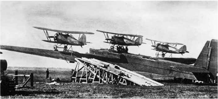 Иллюстрация к книге — Экспериментальные самолёты России. 1912-1941 гг. [i_115.jpg]