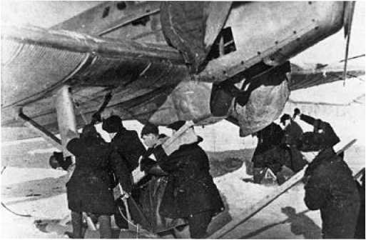 Иллюстрация к книге — Экспериментальные самолёты России. 1912-1941 гг. [i_211.jpg]