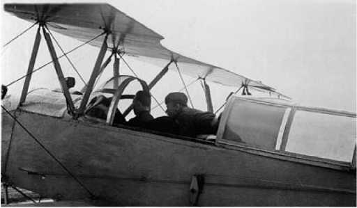 Иллюстрация к книге — Экспериментальные самолёты России. 1912-1941 гг. [i_331.jpg]