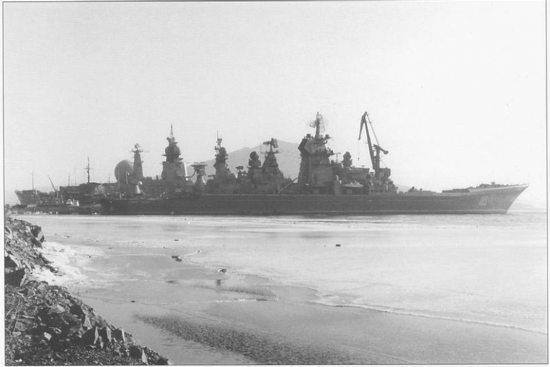 Иллюстрация к книге — Советский ракетный крейсер. Зигзаги эволюции [i_040.jpg]